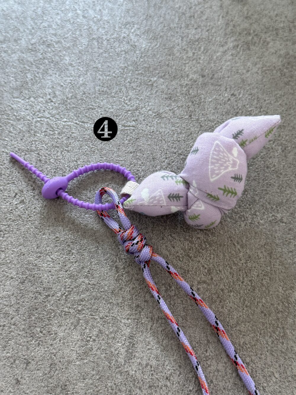 4 成品|暖心布作扭結吊飾▪附手作感小皮尺皮標▪